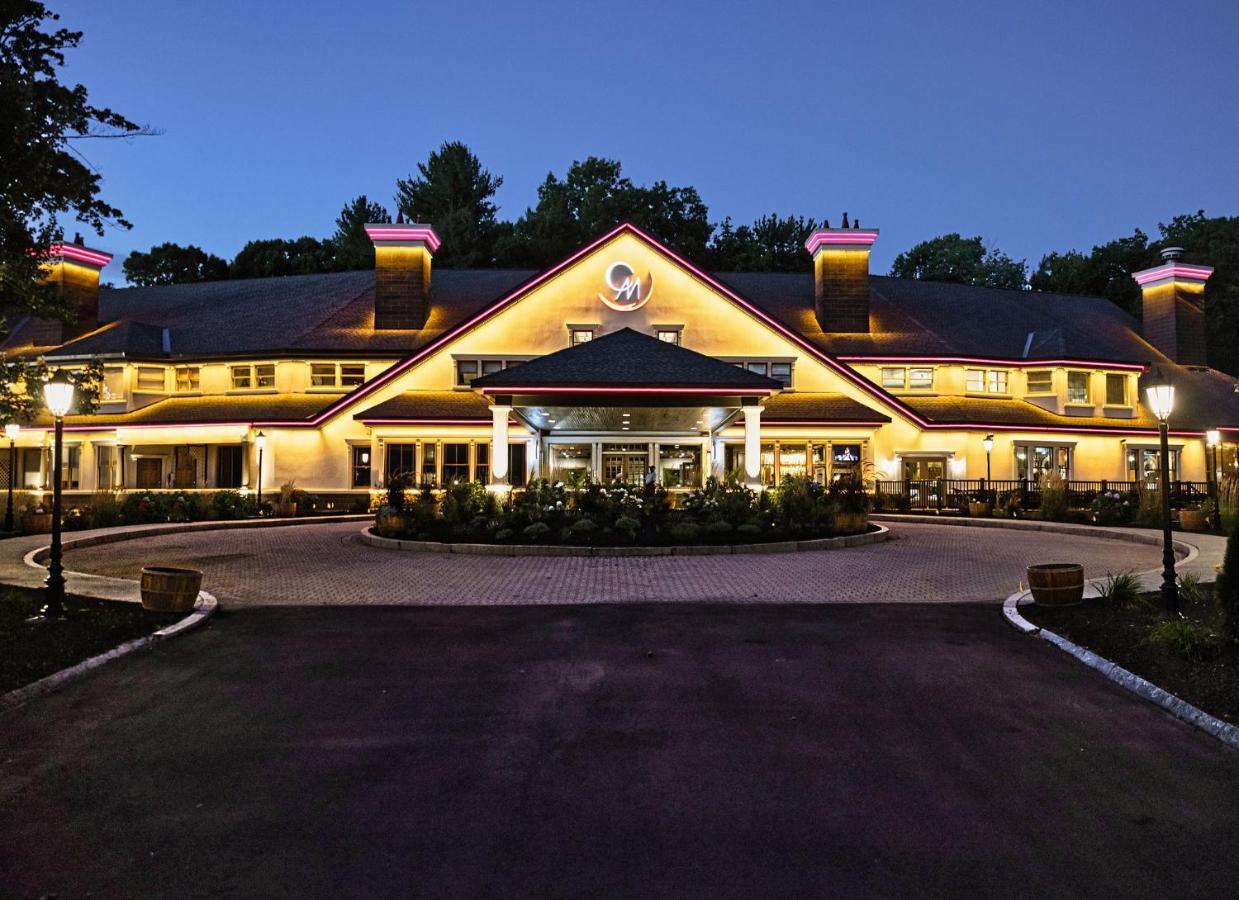 Chateau Merrimack Hotel & Spa Tyngsboro Exterior foto